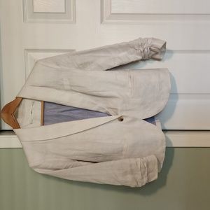 White linen 3/4 sleeve blazer